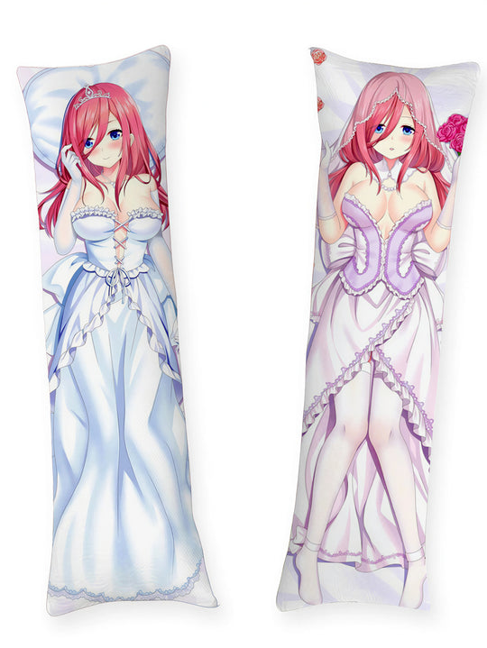 Nino als Braut Dakimakura