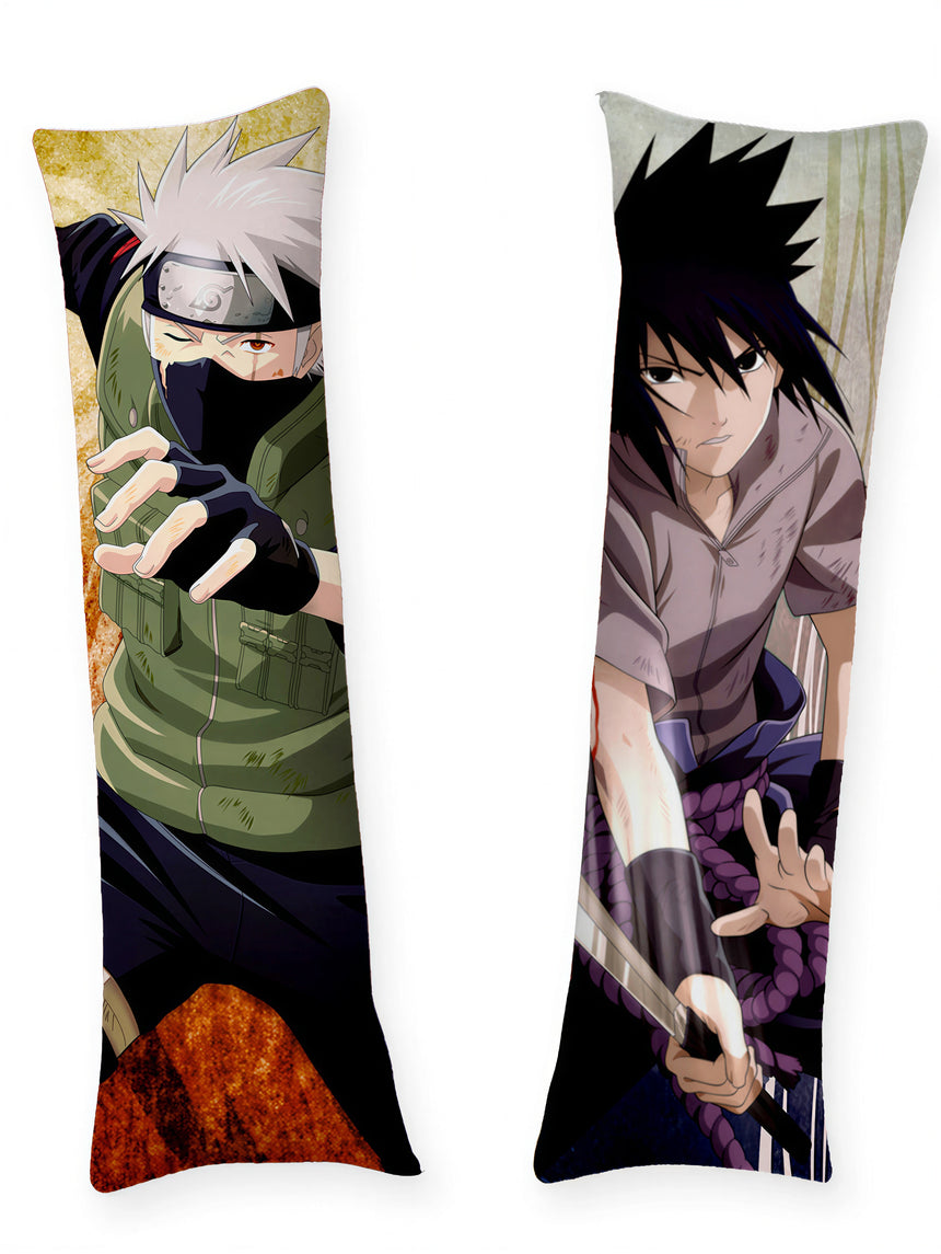 Sasuke mit Kakashi Dakimakura